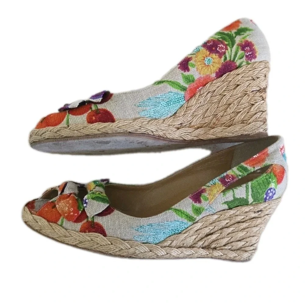 Stuart Weitzman floral wedge canvas peep toe espadrilles Cottagecore Linen Blend